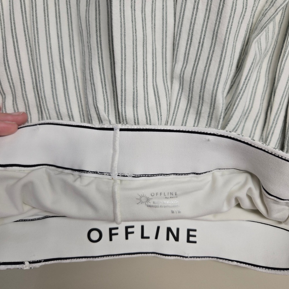 OFFLINE by Aerie Skort Medium White Blue Boxer Striped Pleated Tennis Preppy - Picture 6 of 9